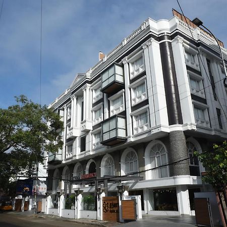 Hotel Rathna Residency - Near Us Consulate Chennai Zewnętrze zdjęcie