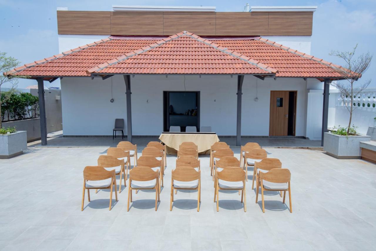 Hotel Rathna Residency - Near Us Consulate Chennai Zewnętrze zdjęcie