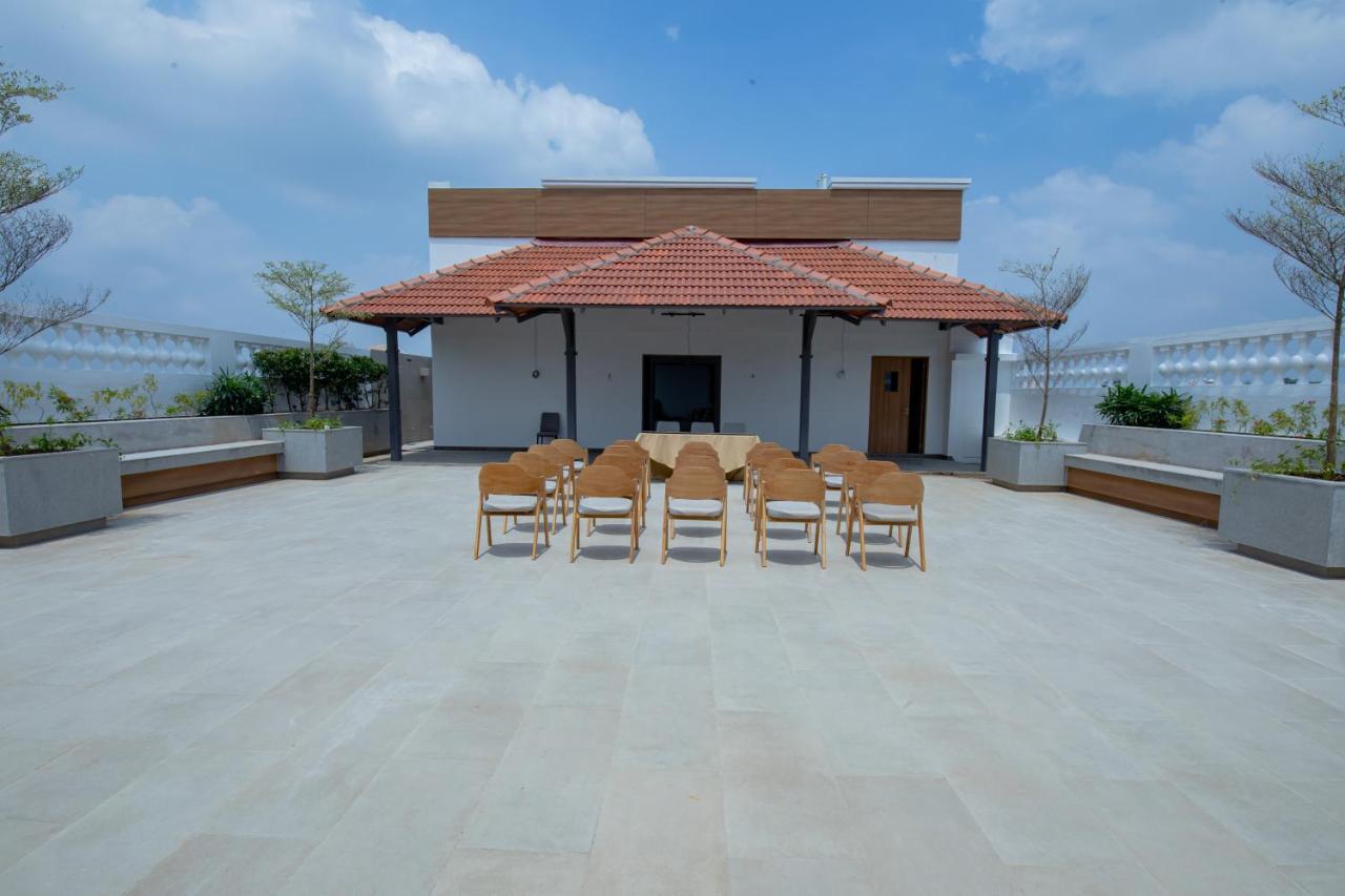 Hotel Rathna Residency - Near Us Consulate Chennai Zewnętrze zdjęcie