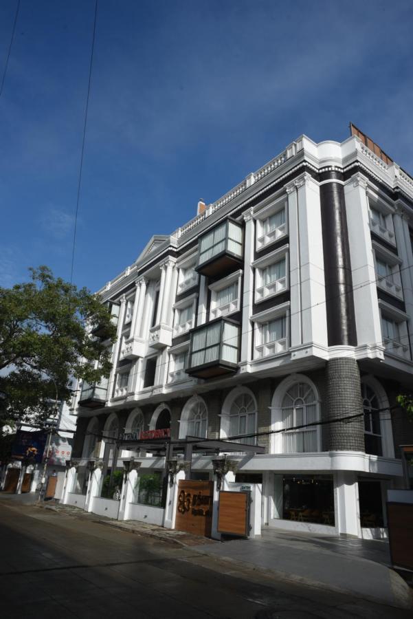 Hotel Rathna Residency - Near Us Consulate Chennai Zewnętrze zdjęcie